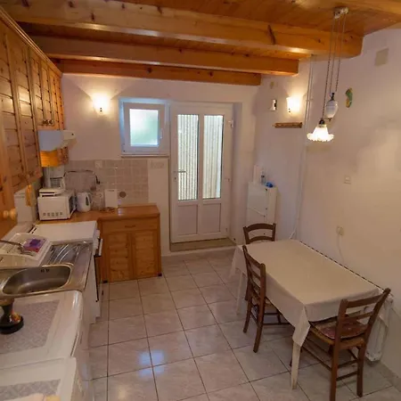 Apartment In 26456 Veli Losinj